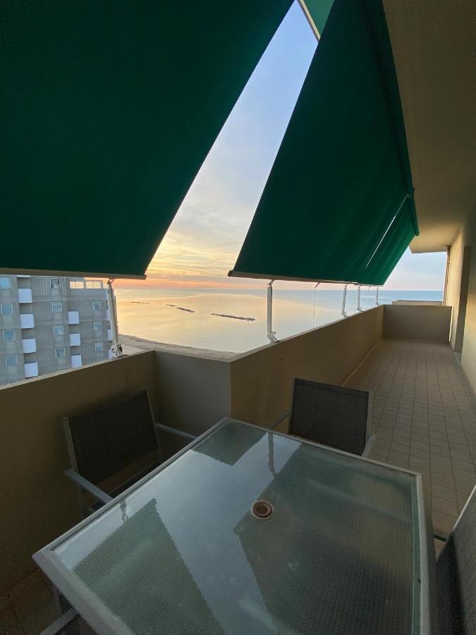 Tramonto In Baia Leilighet Pesaro Eksteriør bilde
